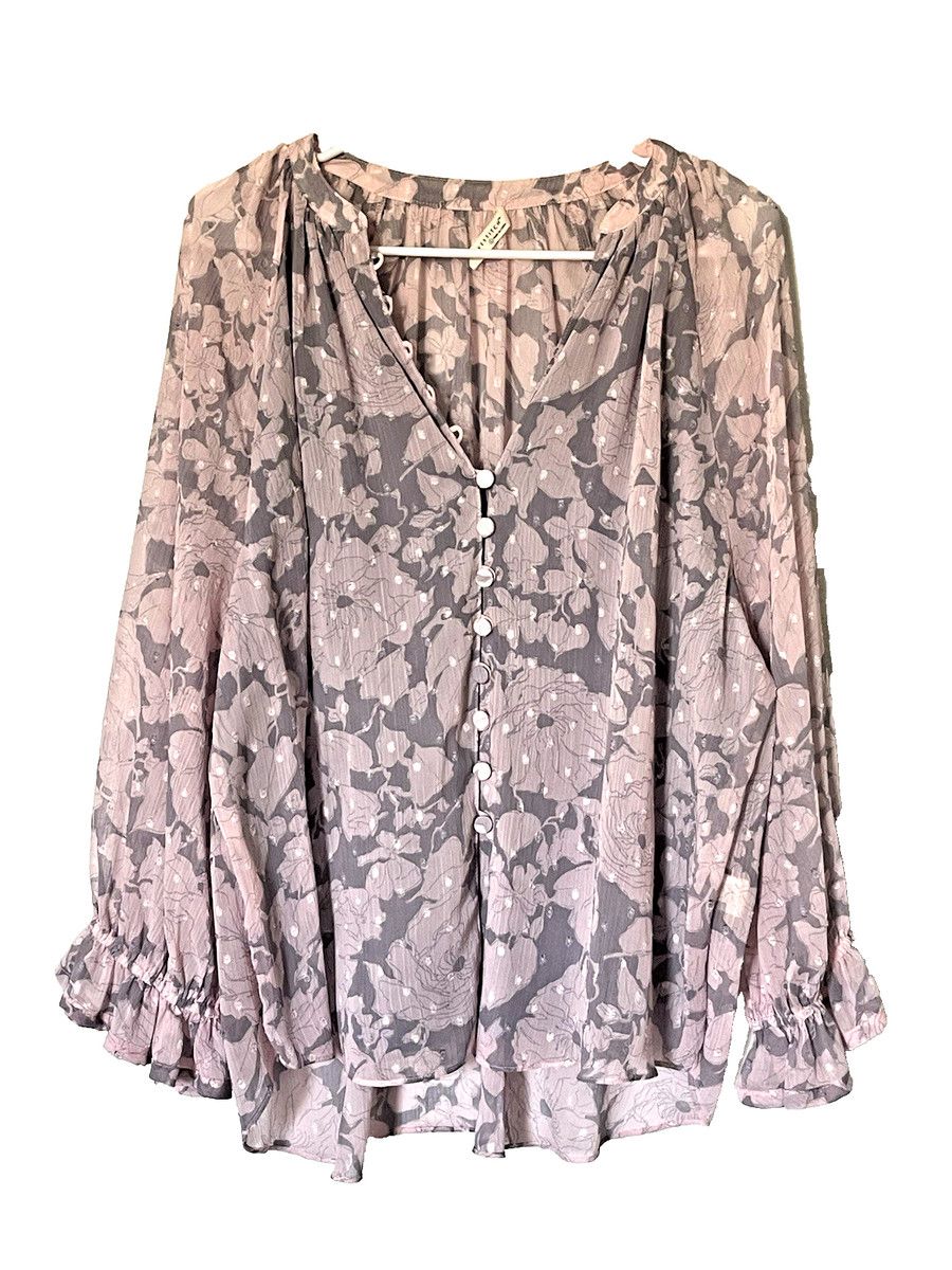 Flowers Top- PRE LOVED